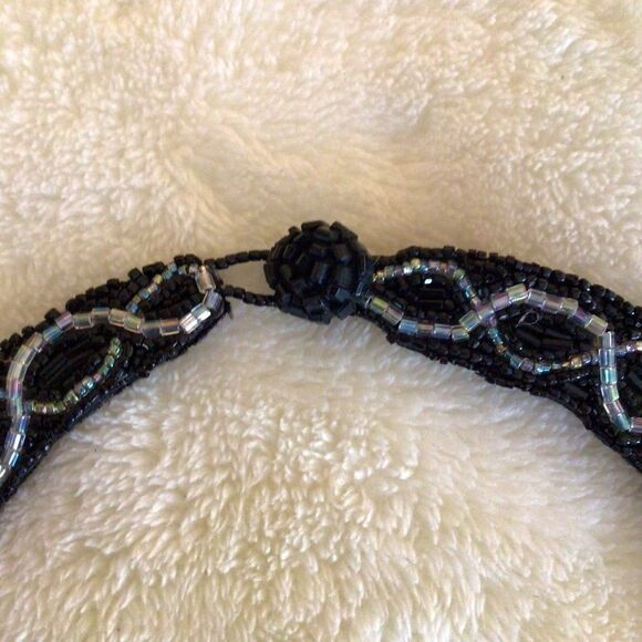 VINTAGE STYLE CHUNKY STONE BEADED CHOKER - Picture 4 of 10